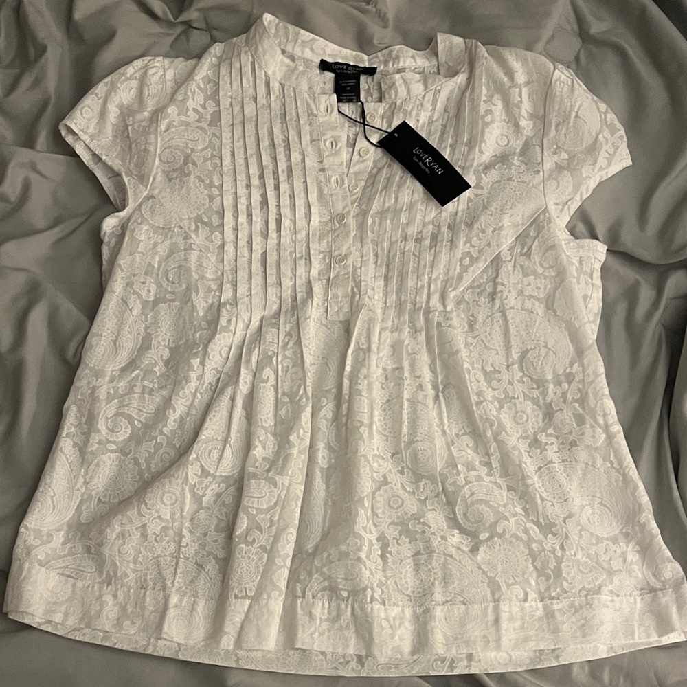 🤍 Love, Ryan Los Angeles White Embroidered Blouse – Size Medium NWT